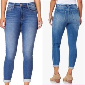 Angels Forever Juniors Women's Signature Convertible medium wash Skinny Jeans